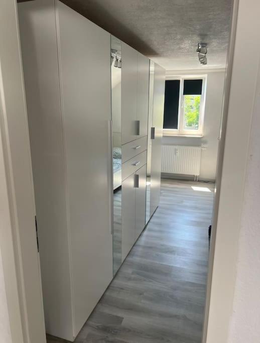 Apartment Moderne Gemuetliche 2-zimmer Bad-cannstatt *