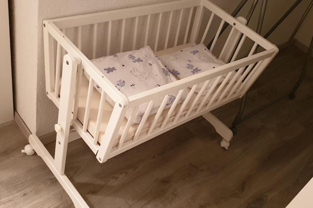 Moderne Gemuetliche 2-zimmer Bad-cannstatt Lejlighed